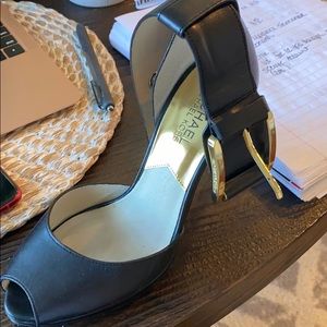 Michael Kors Black Pumps